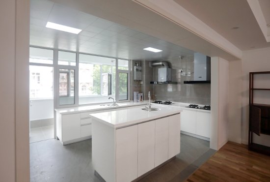 Amélie D., Paris, FR