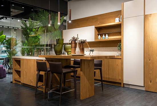 Chloe D., London, UK