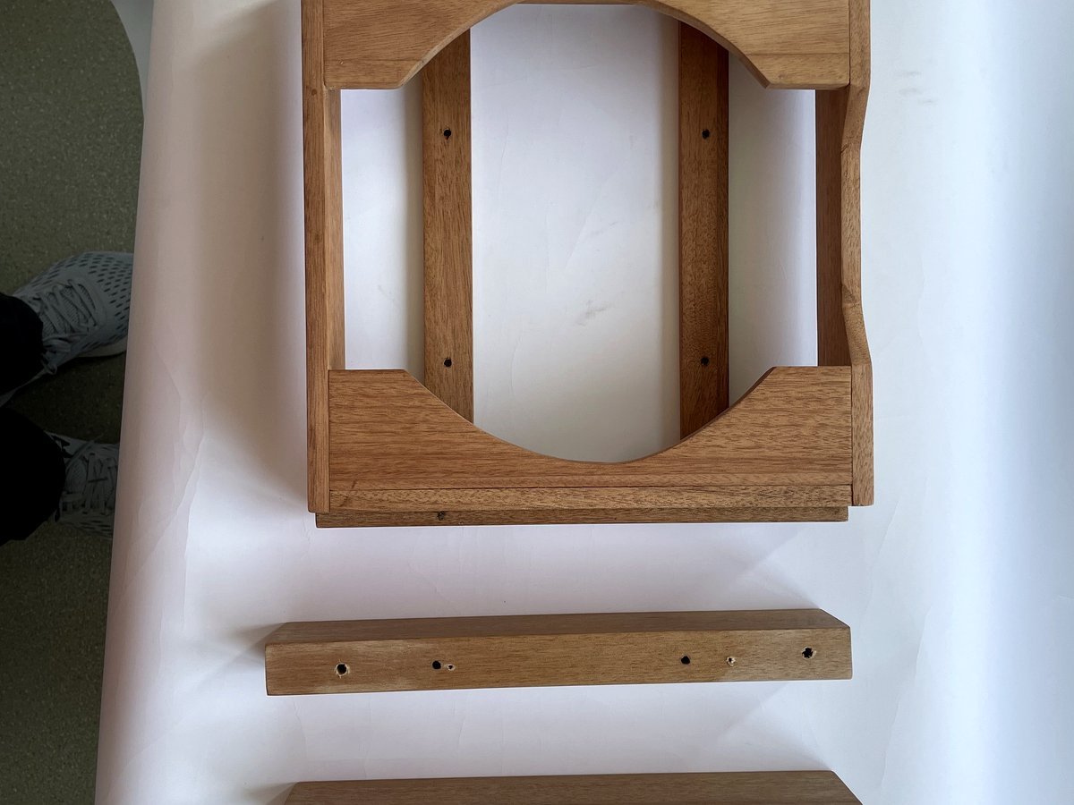 Cabinet hardware and RTA parts: soft-close drawers, hinges, assembly components